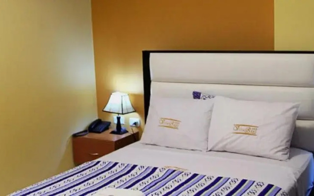 Villa Real Hotel & Suites