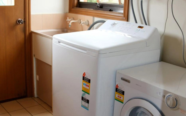 Stylish 2 Bedroom Unit