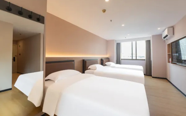 Yuezhi Light Hotel(Guangzhou Eastern Railway Station Yantang Metro Station Store) – Guest Rooms – Guangzhou