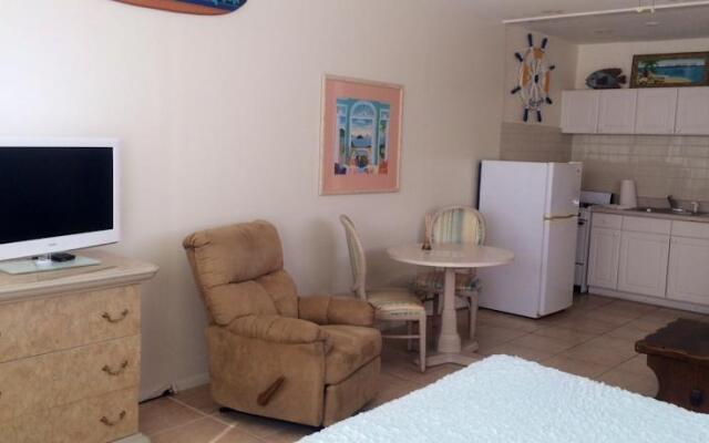 Surf Inn Hotel - Hollywood