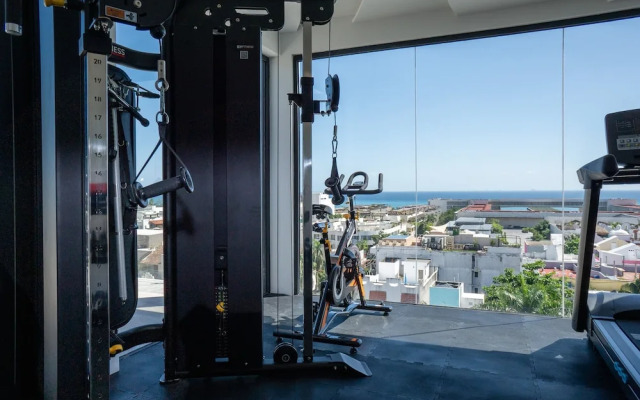 Menesse Town Tower 203 1 Bedroom Condo