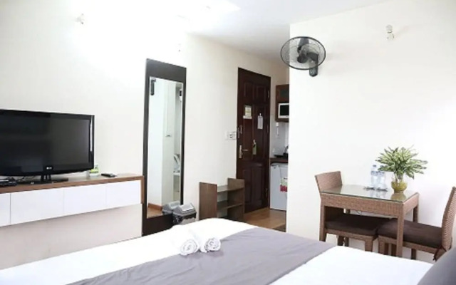 V House 1 Serviced Apartment