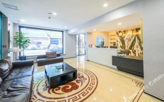 Qijun Hotel (The Second Hospital of Jilin University, Changchun)