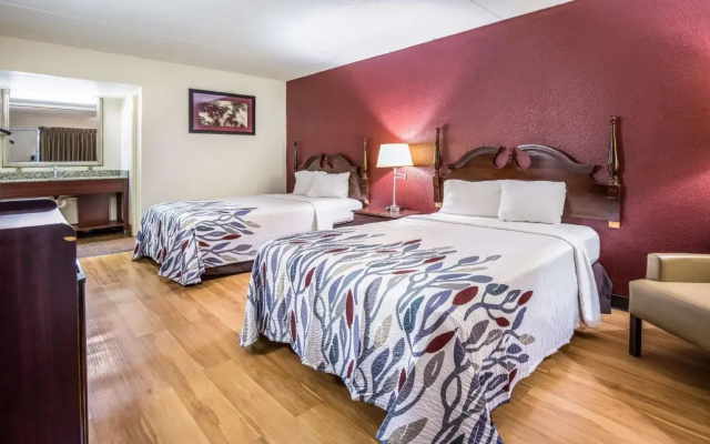 Red Roof Inn Caryville