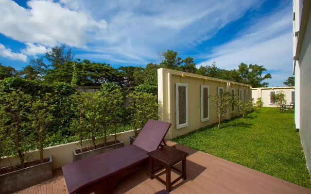 The Lago 1BR