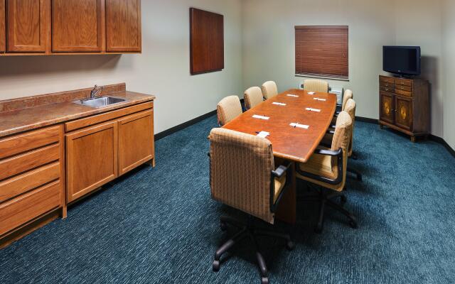 Candlewood Suites Tulsa