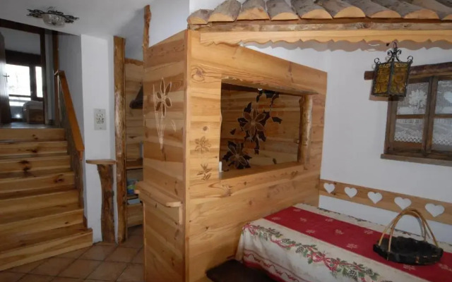 Cromotherapy Apartment