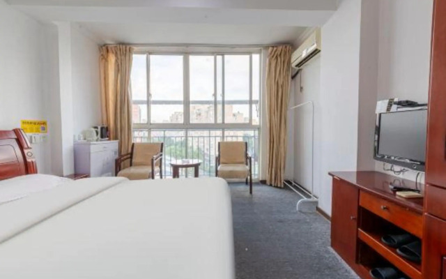 Suzhou Hongdu Hotel (Sanliqiao Ecological Park Wanya Plaza)