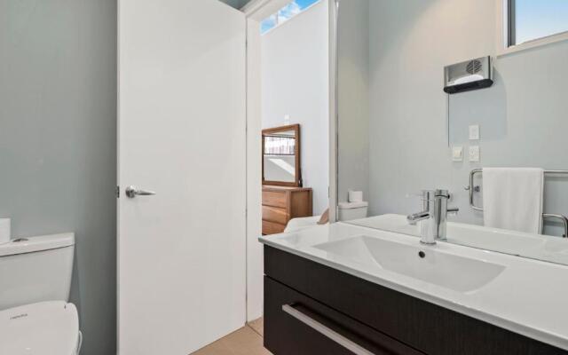 Tauriko Retreat - Tauranga Holiday Home