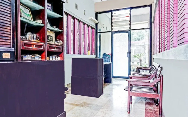 OYO 90696 Tobana House Bintaro