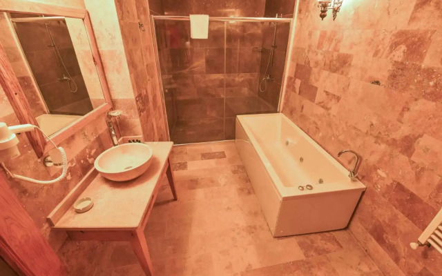 Mosaic Cave Hotel