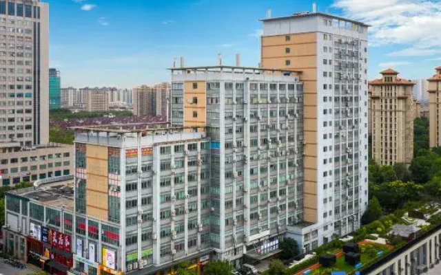 YFT Hotel (Haichang South Road Yintaicheng Branch)