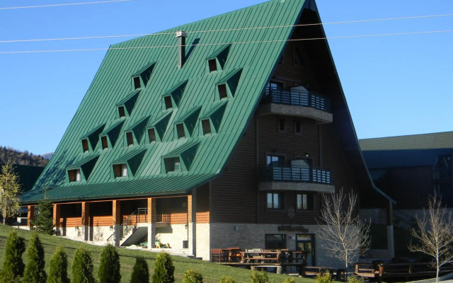 Polar Star Hotel