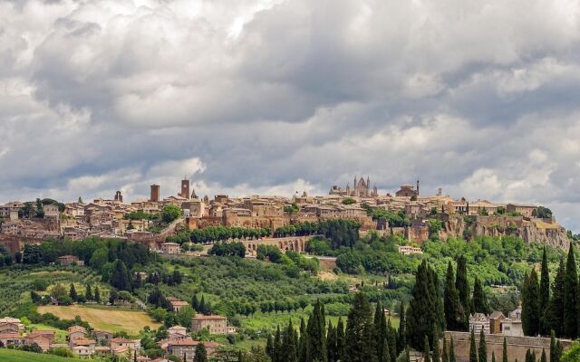 House With 3 Bedrooms in Montecampano, With Wonderful Mountain View, F