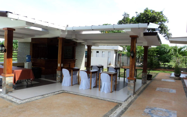 Greenfields Tourist Inn