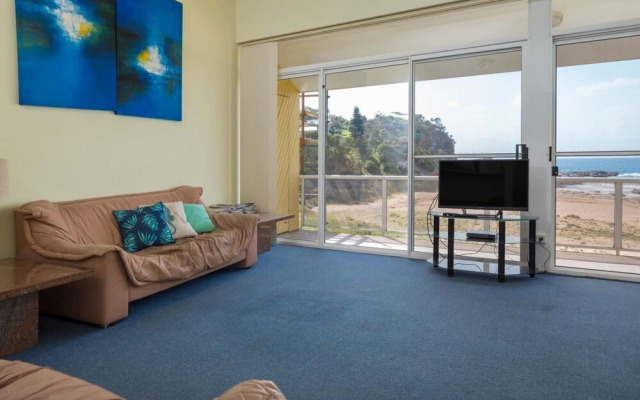 Retreat Beside The Beach - Unit Five