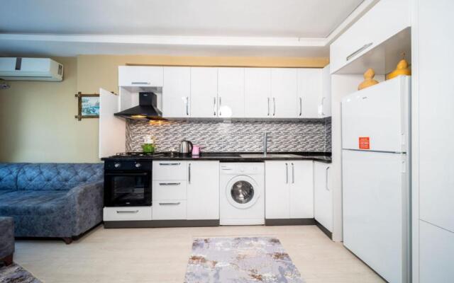 Business-friendly Flat Close to Beach in Konyaalti