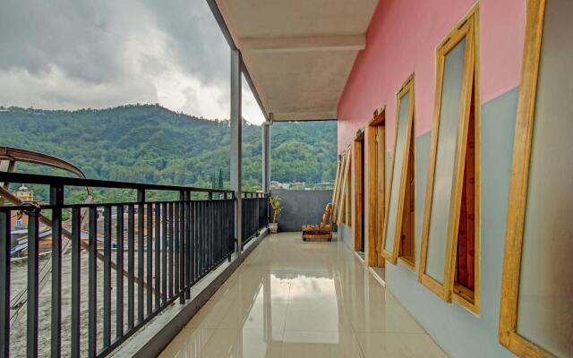 Villa Gothick by Oyo Rooms