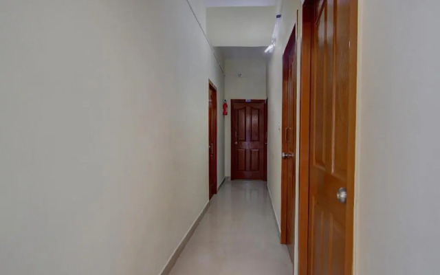 Sri Sai Comforts By OYO Rooms