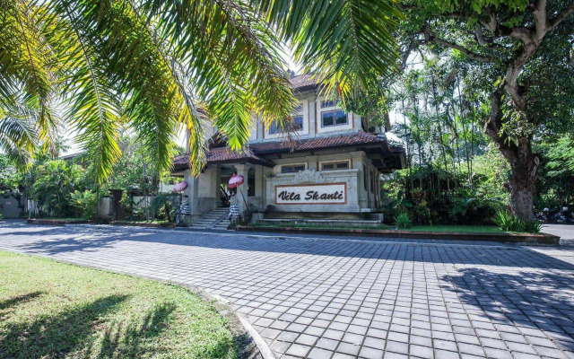Vila Shanti Beach Hotel