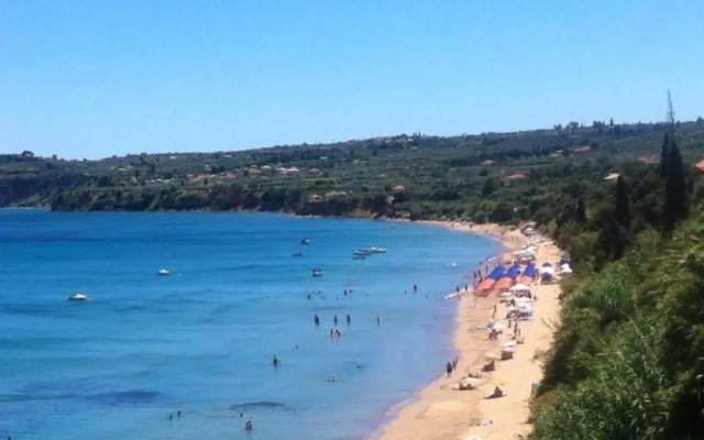 Seaside Sunny Escape - Ideal Cozy Getaway