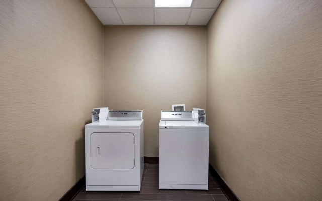 Comfort Inn & Suites Midway - Tallahassee West