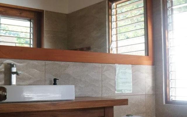 Salvatierra Beachfront Hotel