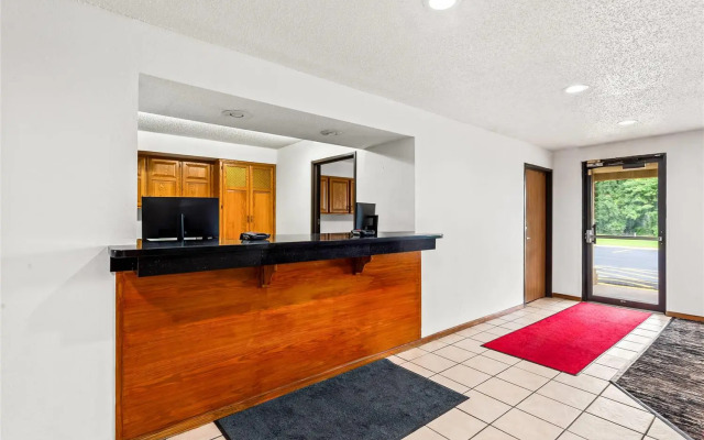 Quality Inn & Suites Howe - Sturgis