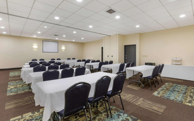 Best Western St. Louis Inn