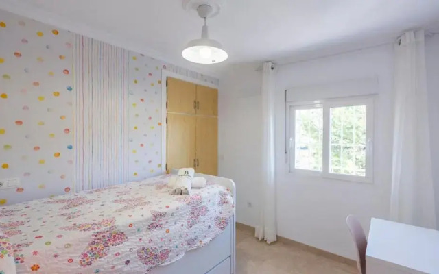 Villa Felicidad Sayalonga by Ruralidays