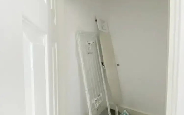 Remarkable 3-bed House in Sheffield