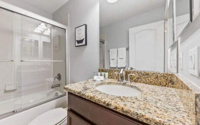 1417 Rolling Fairway Dr