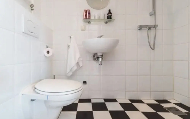 Boutique Canal House Suites