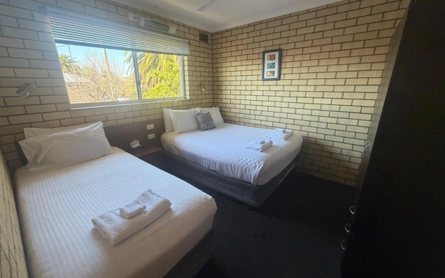 Coastal Comfort Motel – Guest Rooms – Narooma