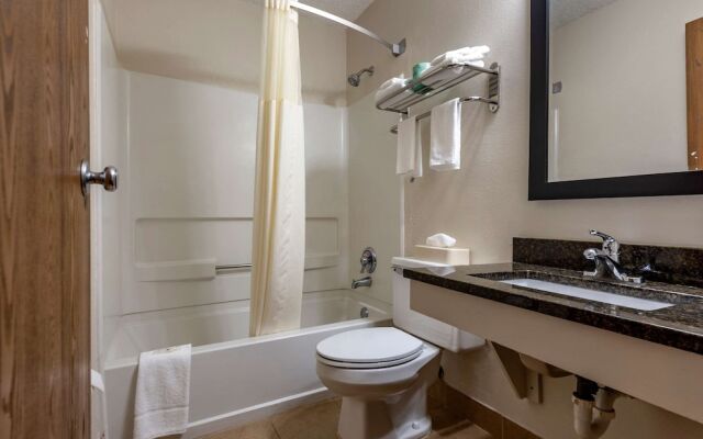 Allegheny Inn & Suites