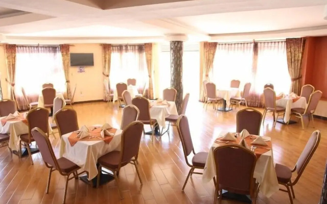 Nican Resort