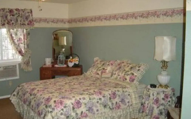 McCracken Country Inn
