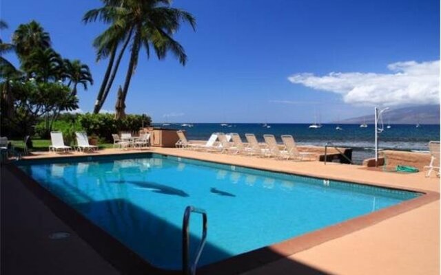 Lahaina Roads