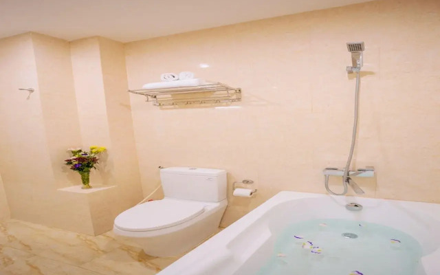 Aparthotel 75 by OYO Rooms