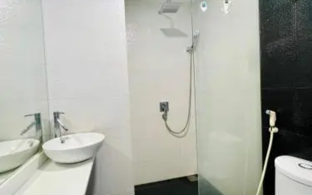 Gia Hung Hotel – Bathroom – Da Nang
