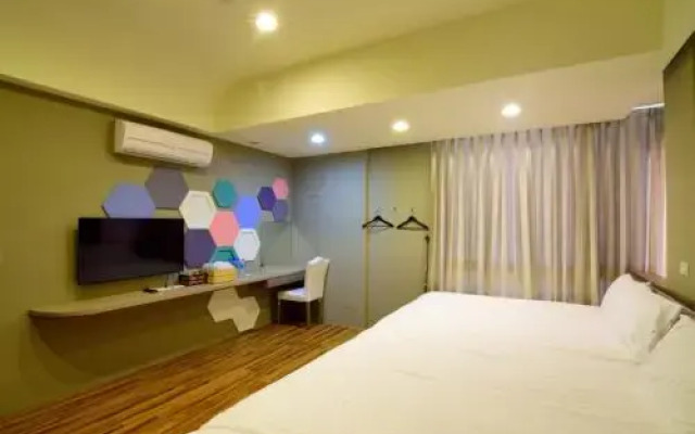 Jing Zhan B&B
