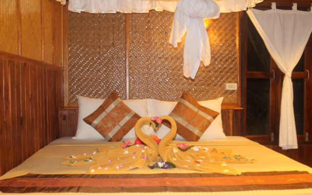 Phi Phi Relax Beach Resort