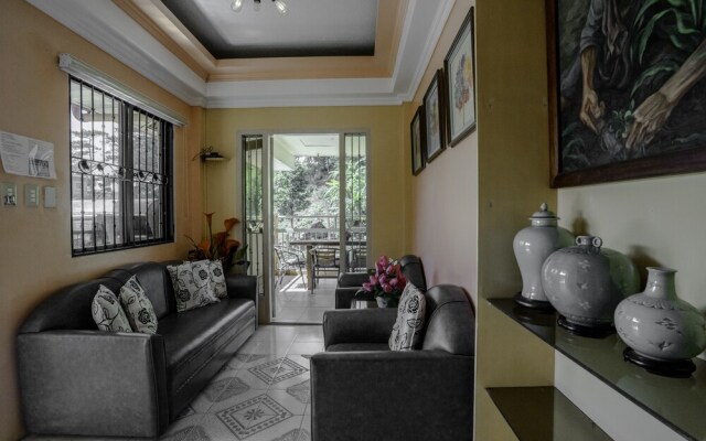 OYO 748 Baguio Transient Dot Com
