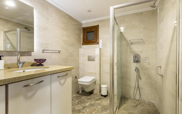 Missafir Modern and Central Flat in Nisantasi