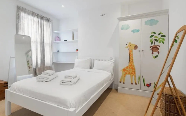 Beautiful 2 Bedroom Family Home