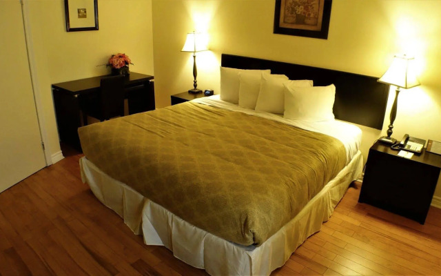 The Peninsula Inn