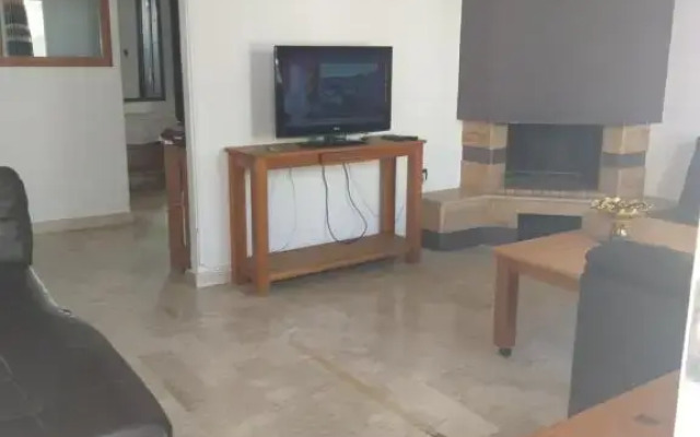 Bel appartement meublé B 16