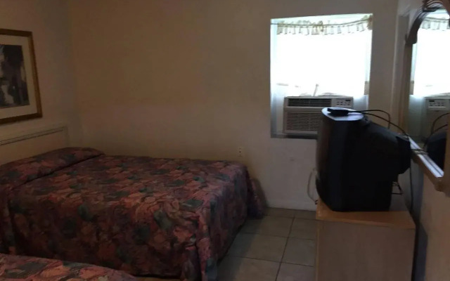 Camellia Motel