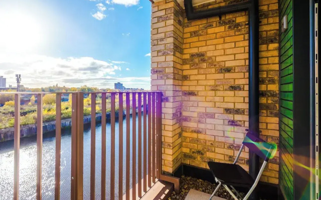 Hilltop Serviced Apartments - Salford