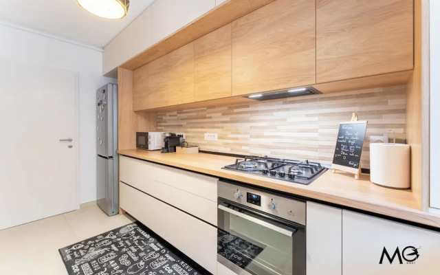 MoHost Sabina - Luxury with Balcony